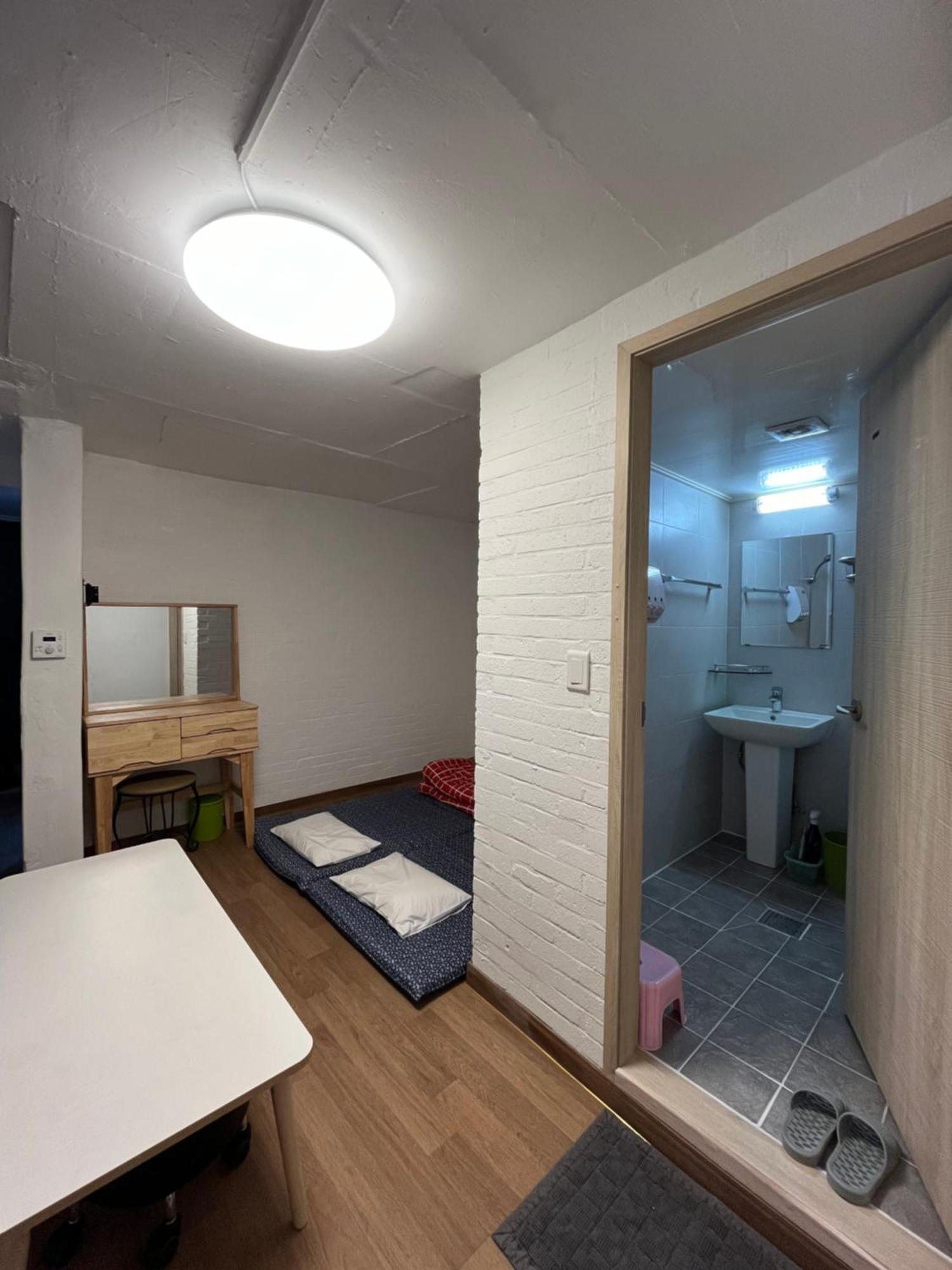 B My Guesthouse Seoul Exterior foto